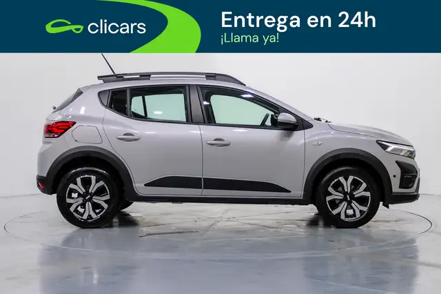 Dacia Sandero view 7