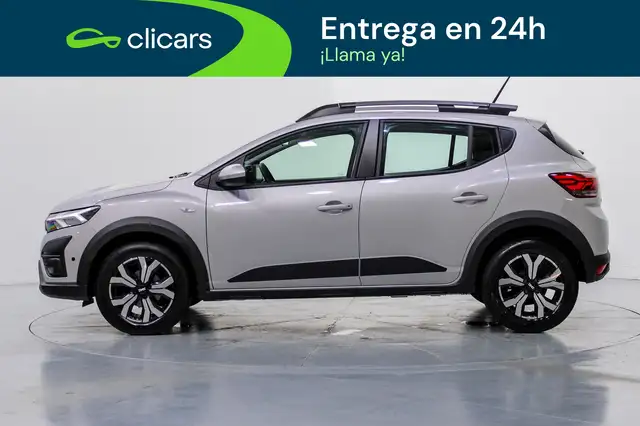 Dacia Sandero view 8