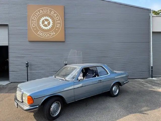 Mercedes-Benz CE 280 W123