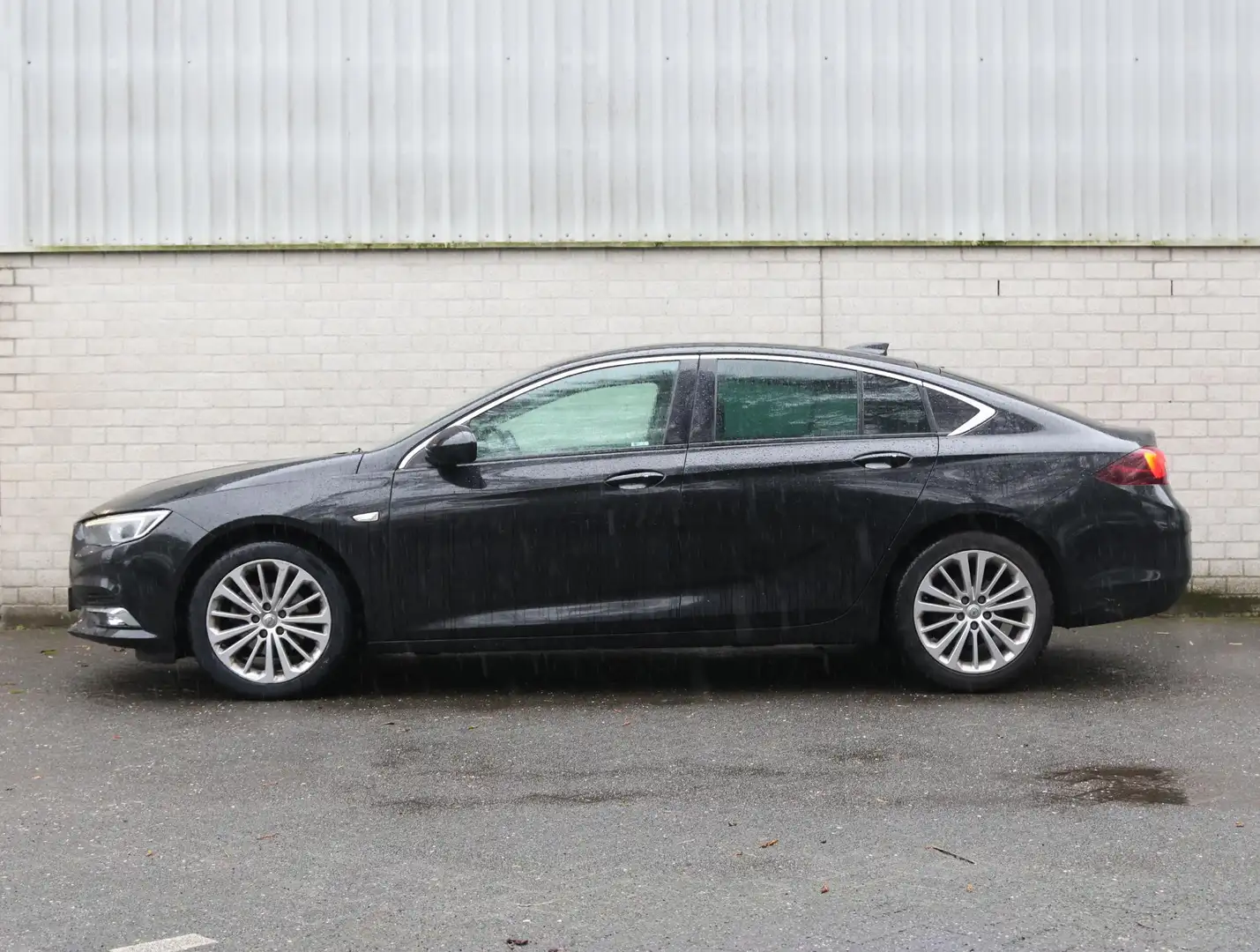 Opel Insignia 165pk Turbo Executive | Winterpakket | Camera | 18 Noir - 2