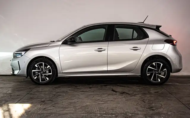 Opel Corsa view 2