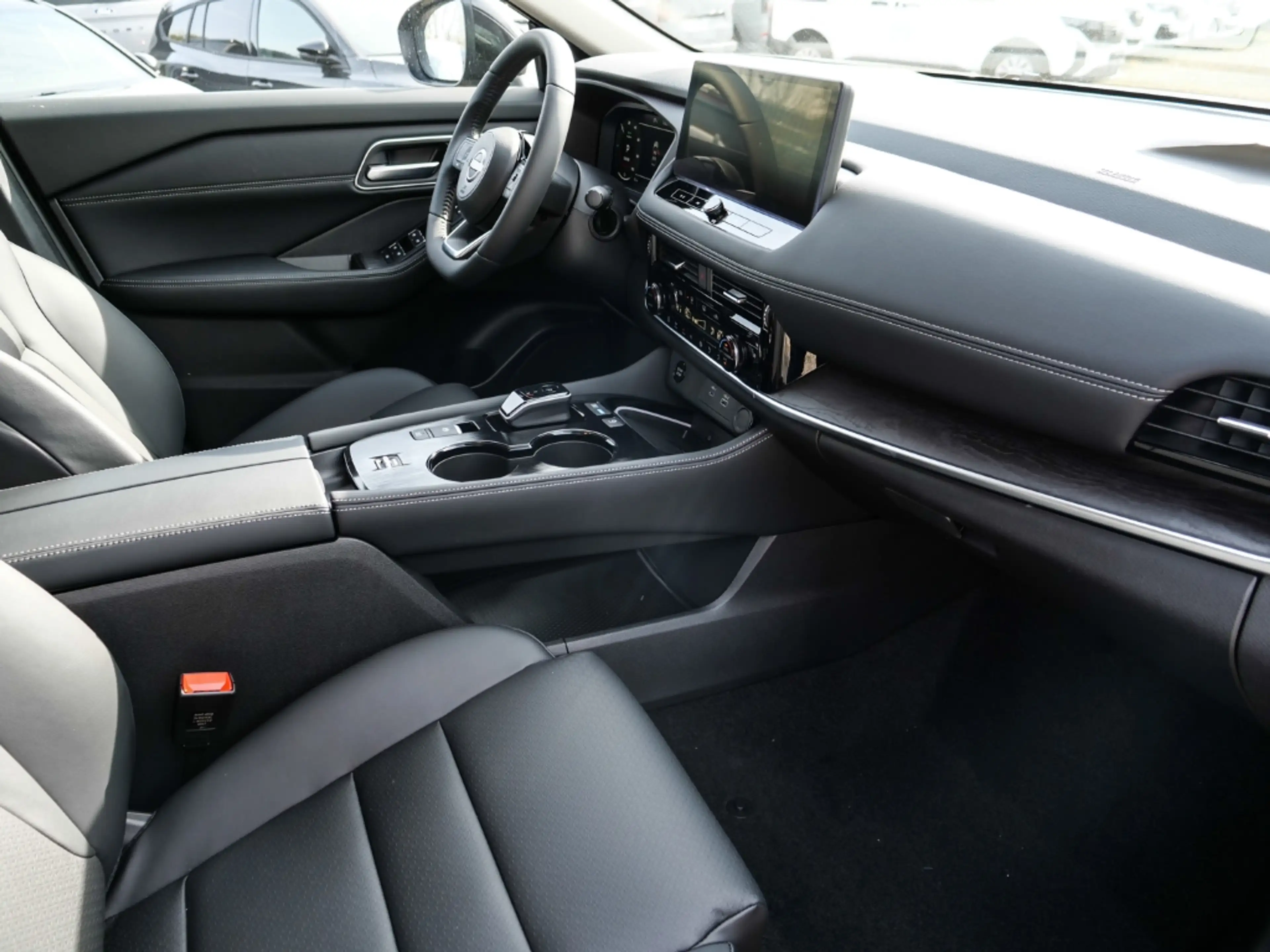 Nissan X-Trail Tekna 1.5 VC-T e-POWER 204PS 4x2 20'' — photo 12