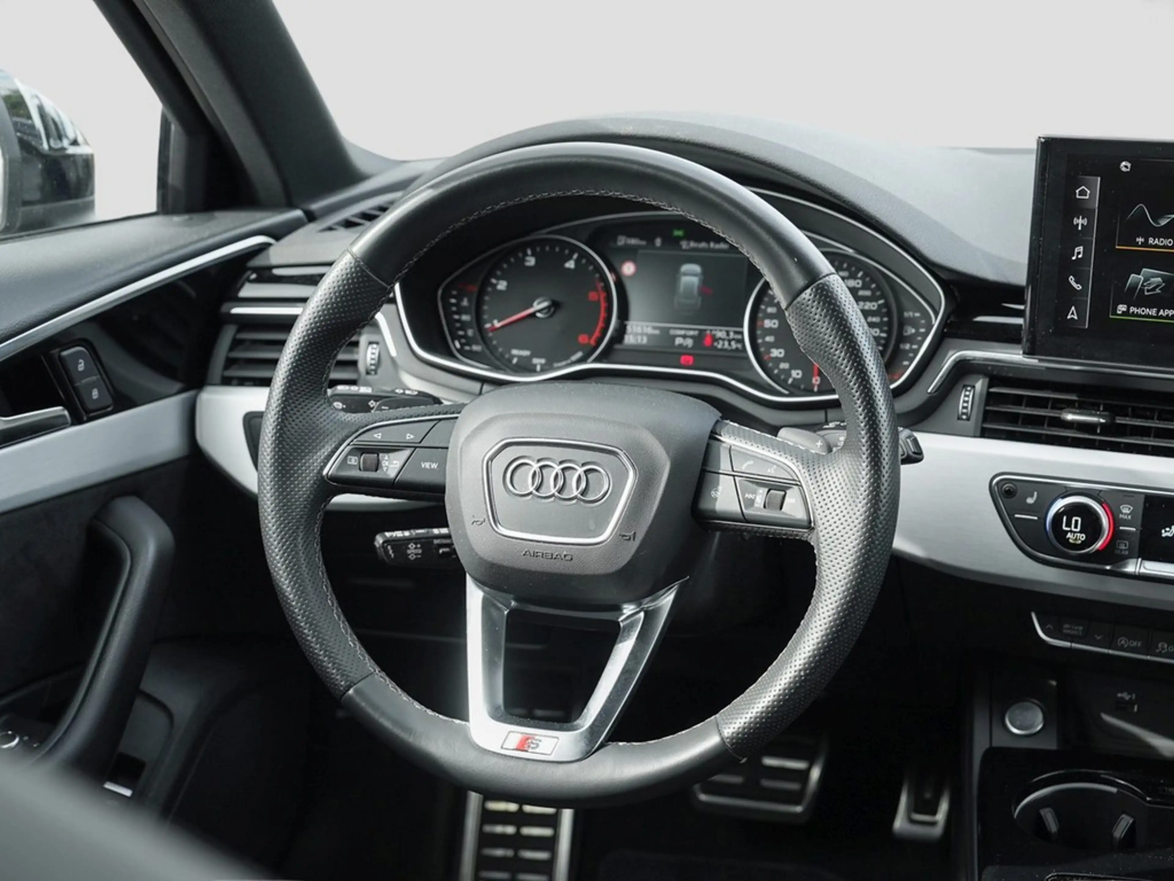 Audi A4 Avant 40 TDI qu. S tronic S Line /MatrixLED — photo 15
