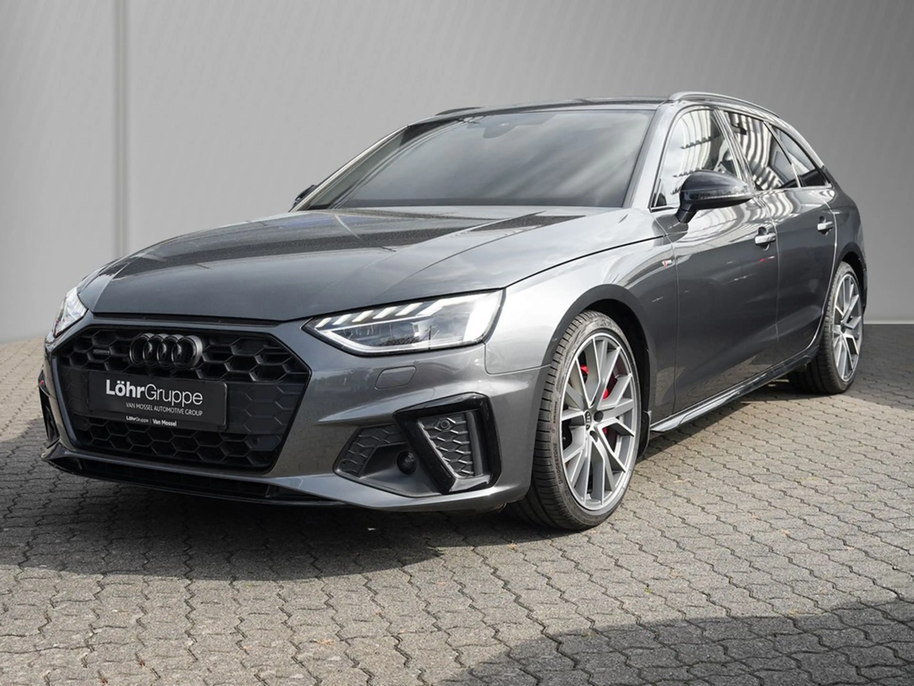 Audi A4 Avant 40 TDI qu. S tronic S Line /MatrixLED — photo 3