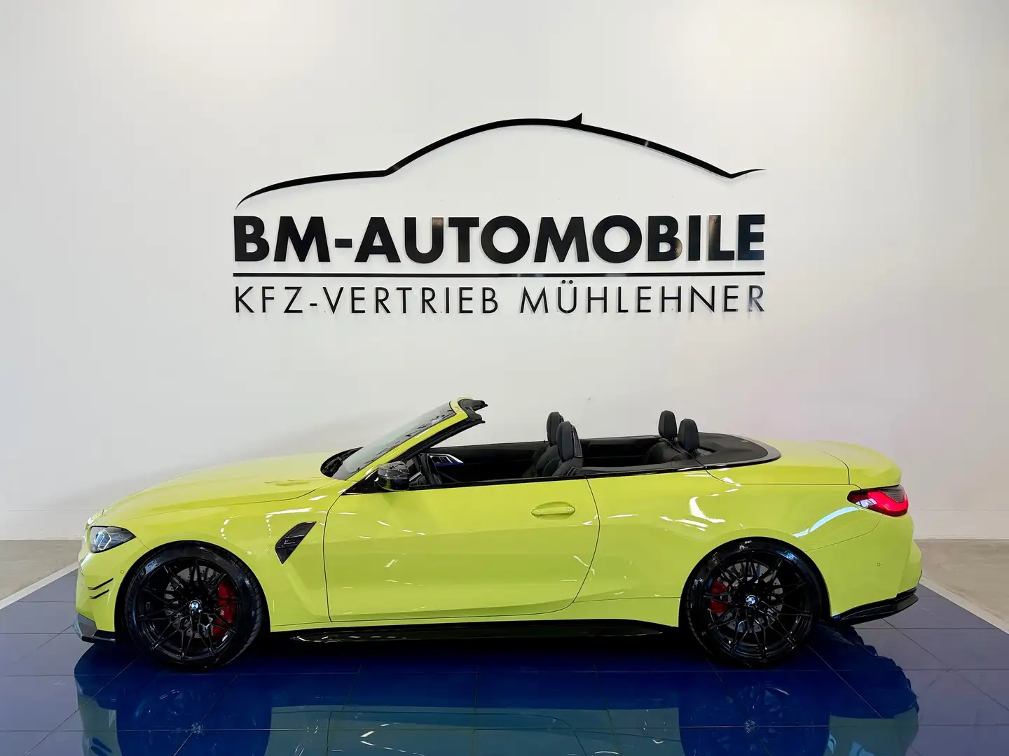 BMW M4 Competition xDrive Cabrio,Carbon/Performance,Laser Gelb - 1
