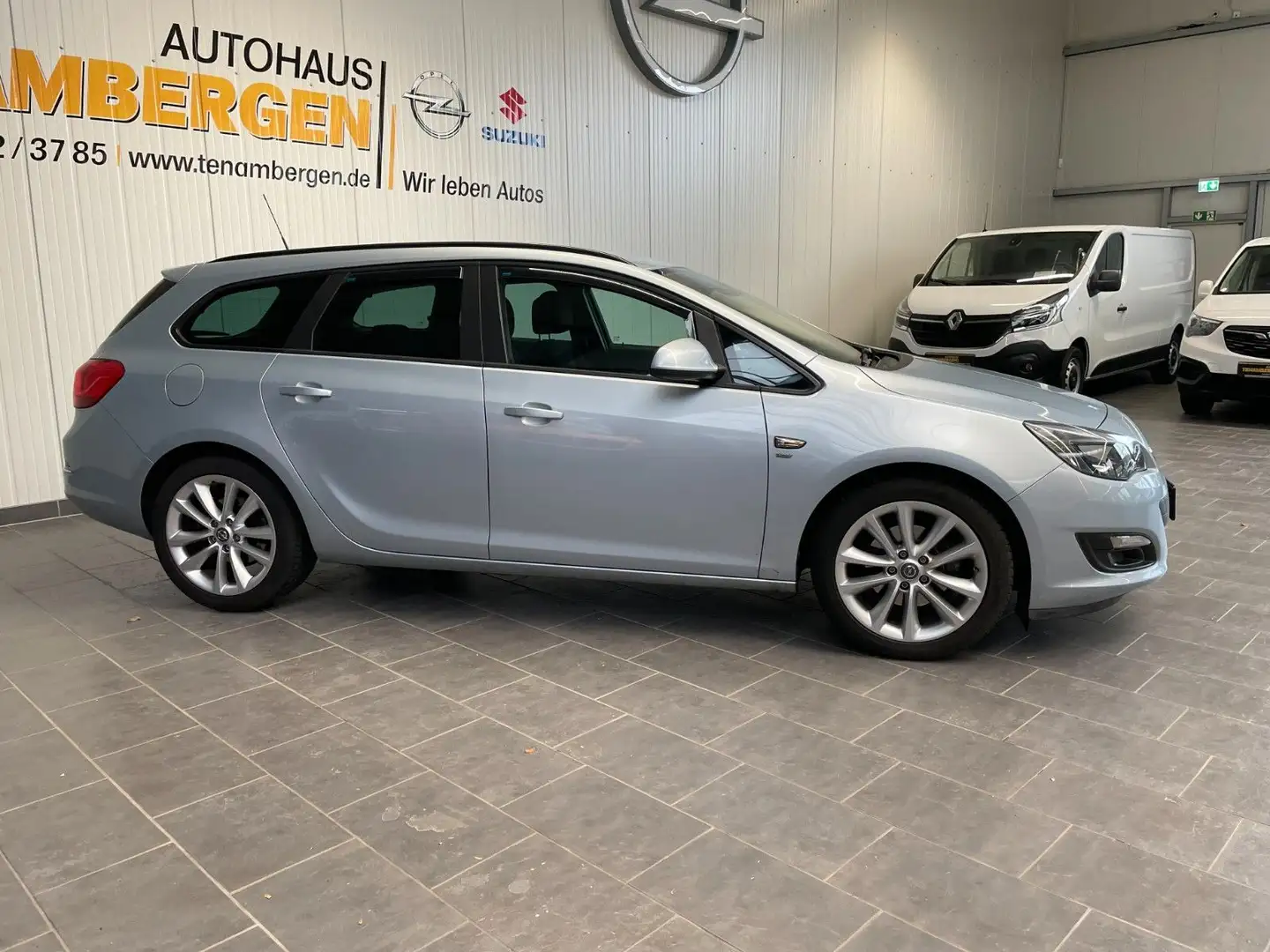 Opel Astra J Sports Tourer Energy Azul - 2