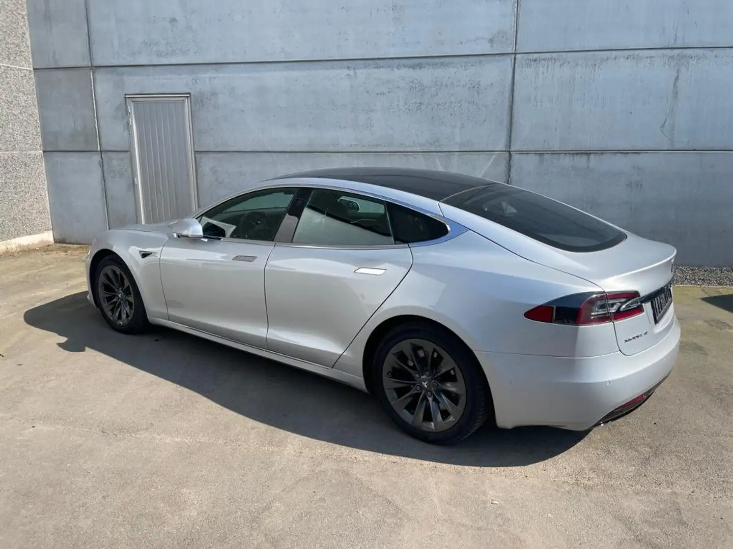 Tesla Model S Model S 100D Allradantrieb Grijs - 2