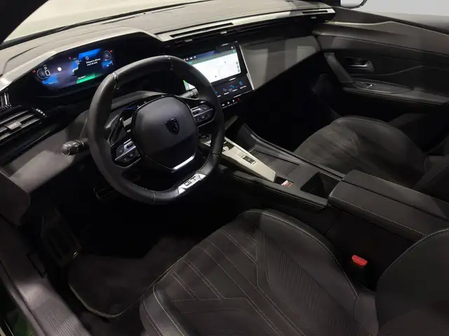 Peugeot 308 view 8