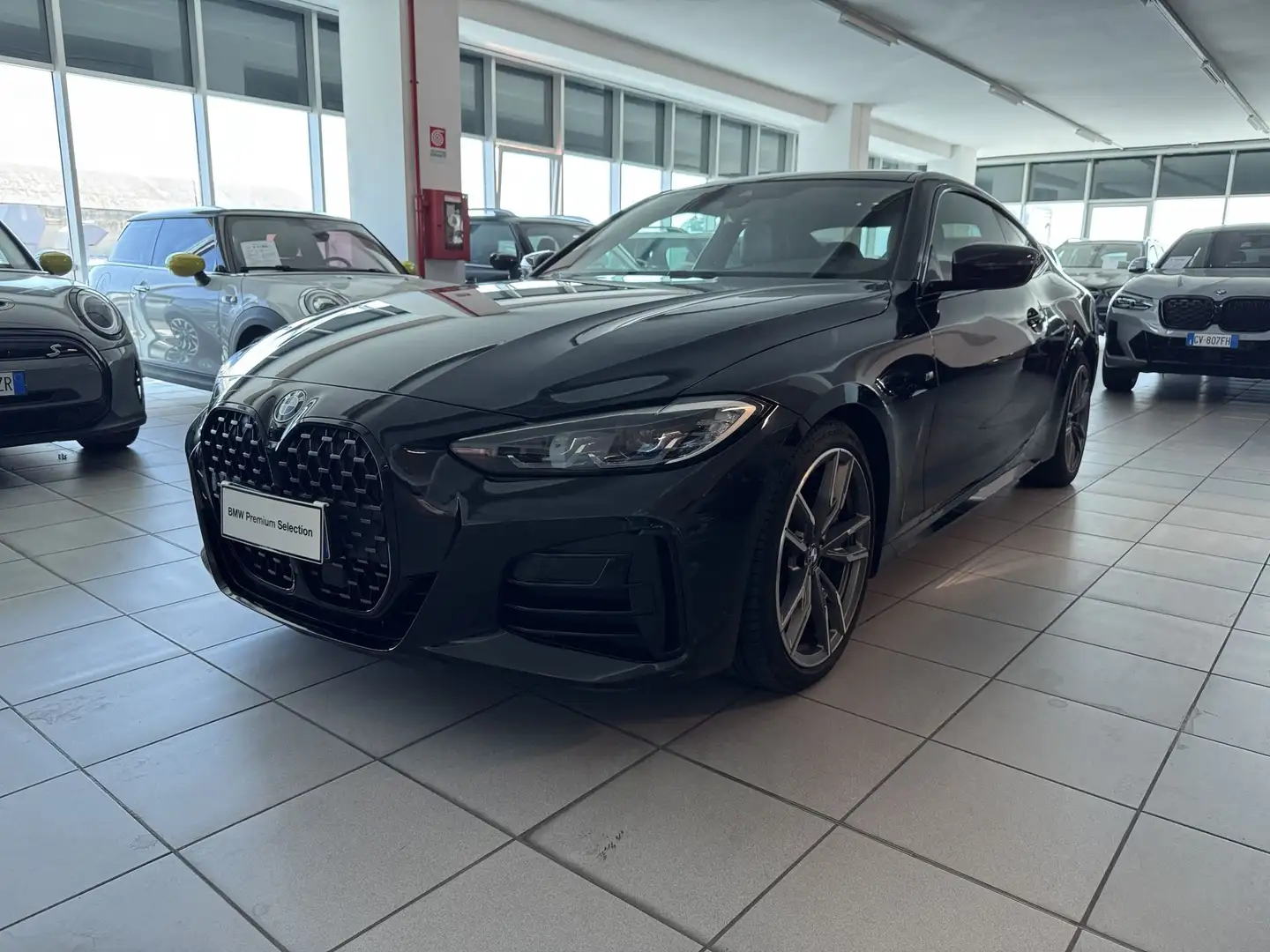 BMW M4 M440i 48V xDrive Coupé Noir - 1