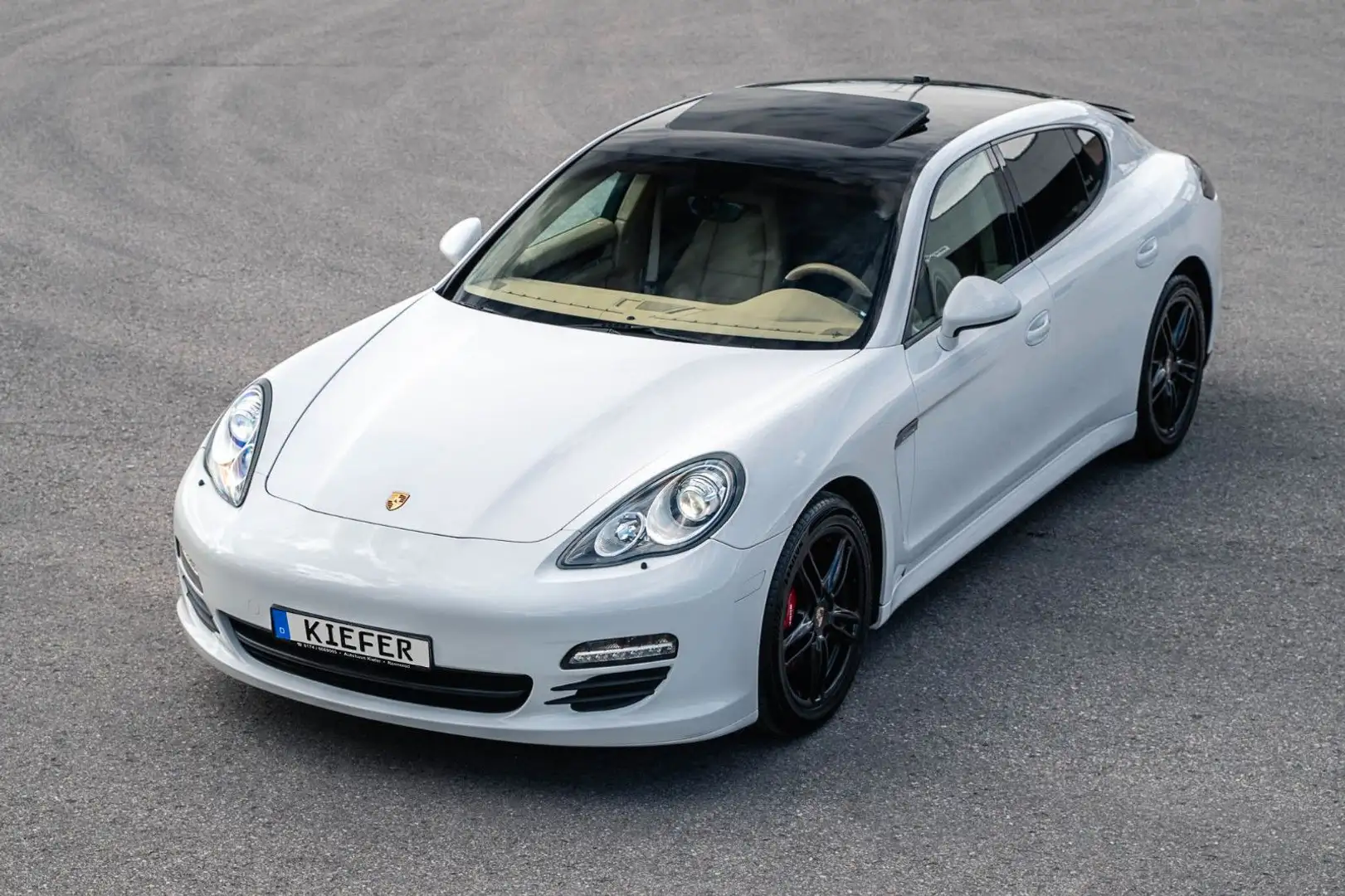 Porsche Panamera 4d 3.6 V6/BOSE/4xSHZ/SBL/R19 Weiß - 1