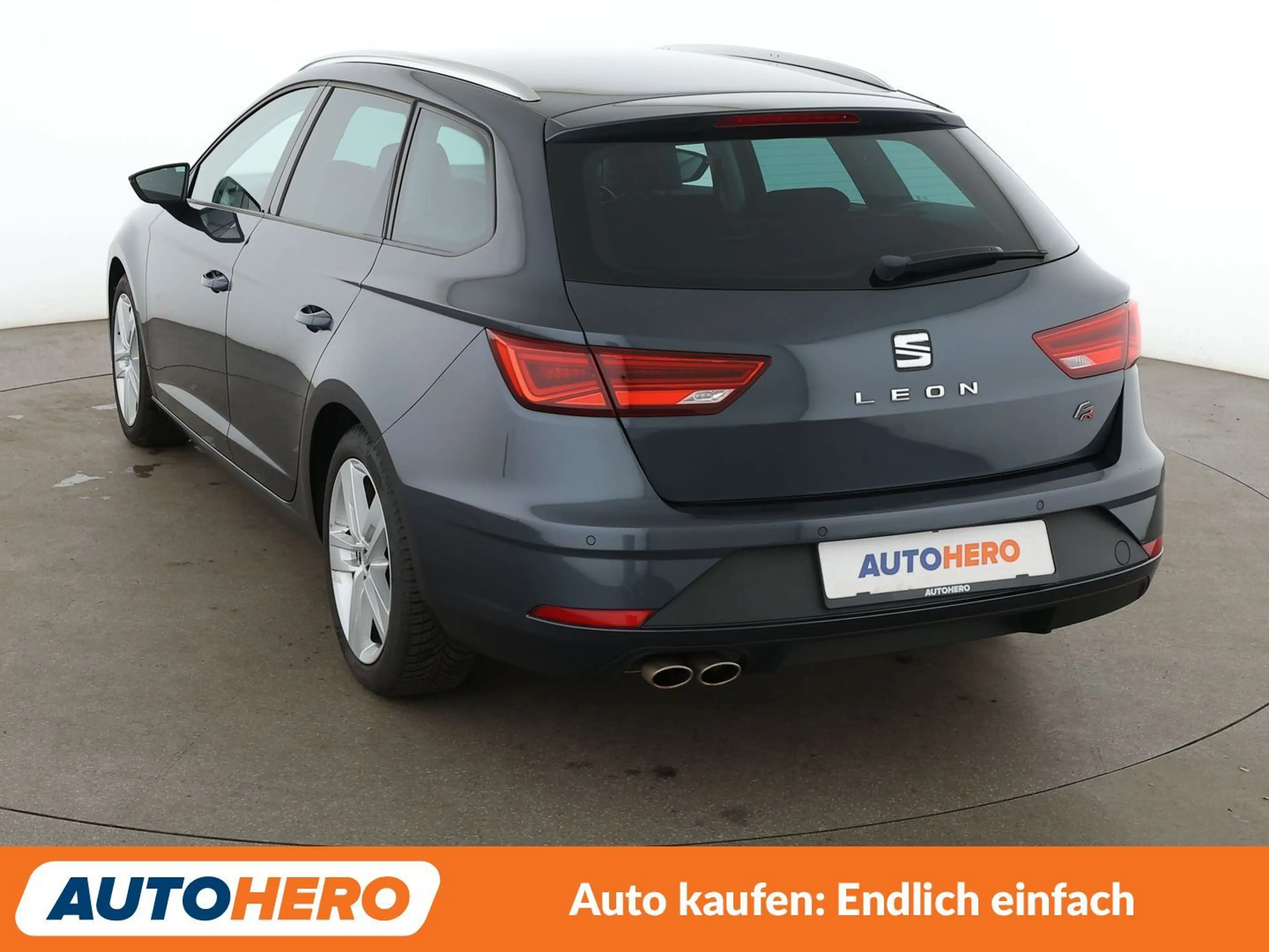 SEAT Leon 1.5 TSI ACT FR Black Matt Edition Aut.*NAVI*LED* — photo 4