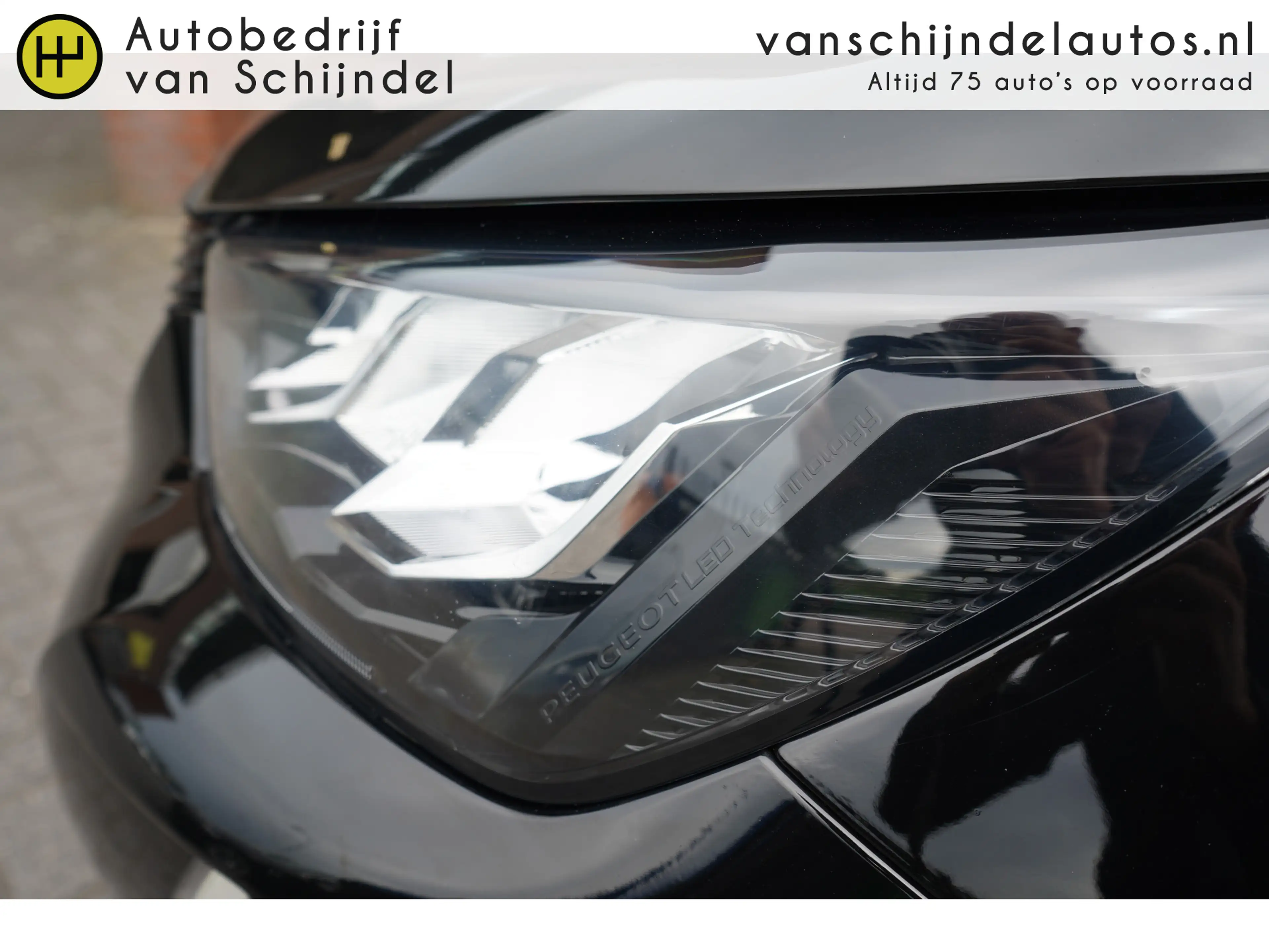 Peugeot e-2008 EV BLUE LEASE ACTIVE 50KWH 90,3% SOH ORIGINEEL NL — photo 11