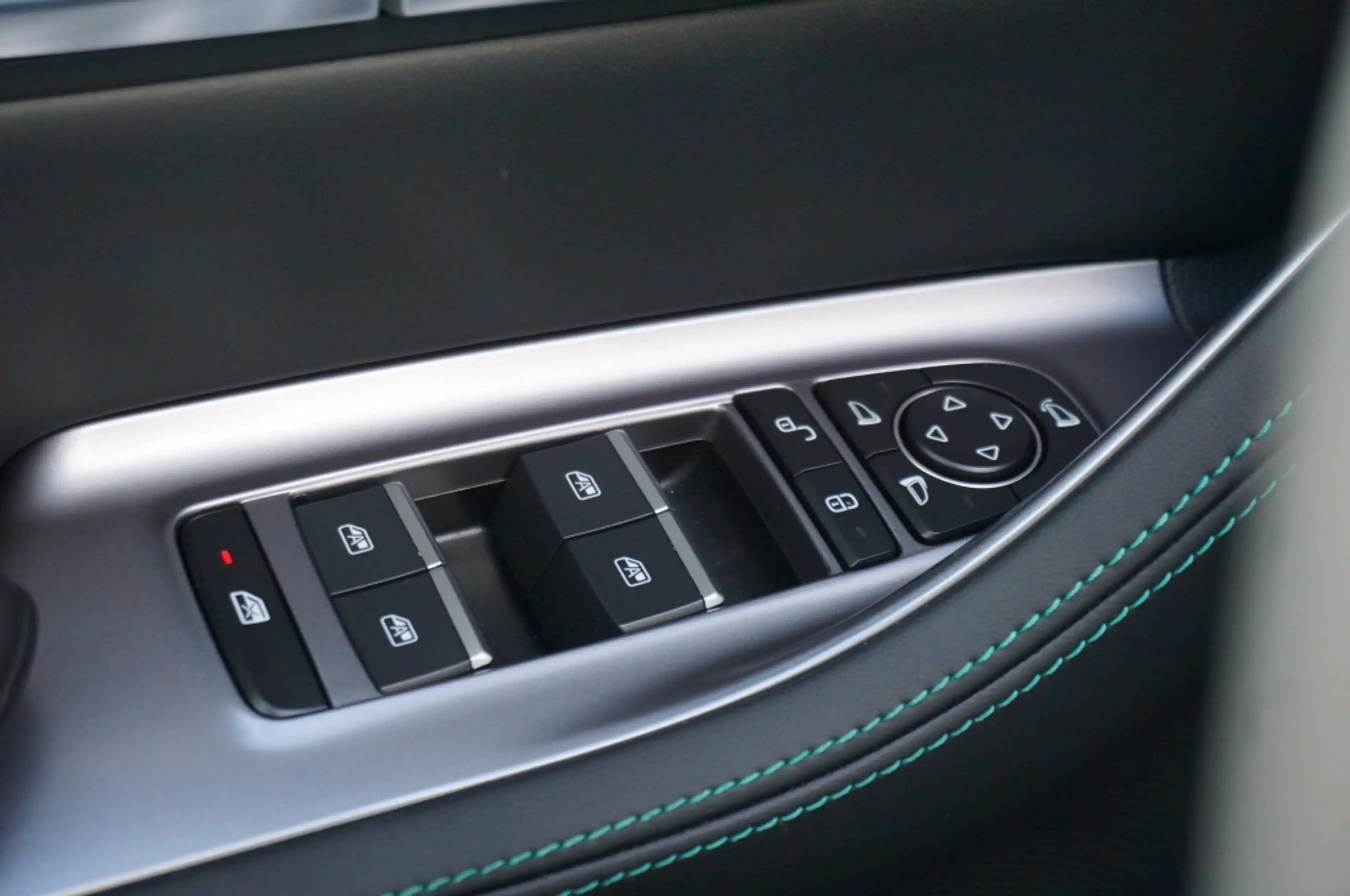BYD Seal U 1.5 DM-i FWD Boost 218 PK | BOMVOL | 6JR GARANTIE — photo 31