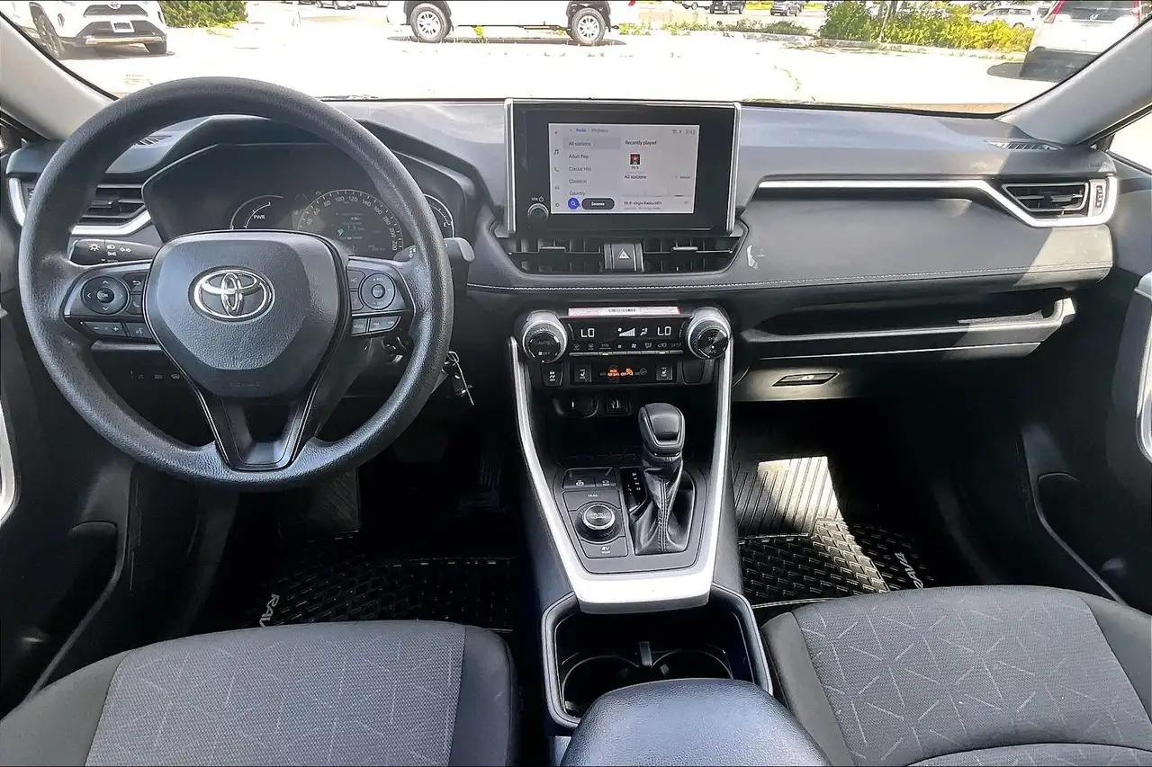 Toyota RAV 4 photo Toyota RAV 4