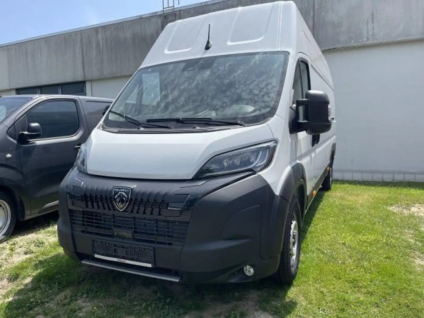 Peugeot Boxer Kastenwagen 440 L4H3 Blu / PDC / Navi / SHZ Weiß - 1