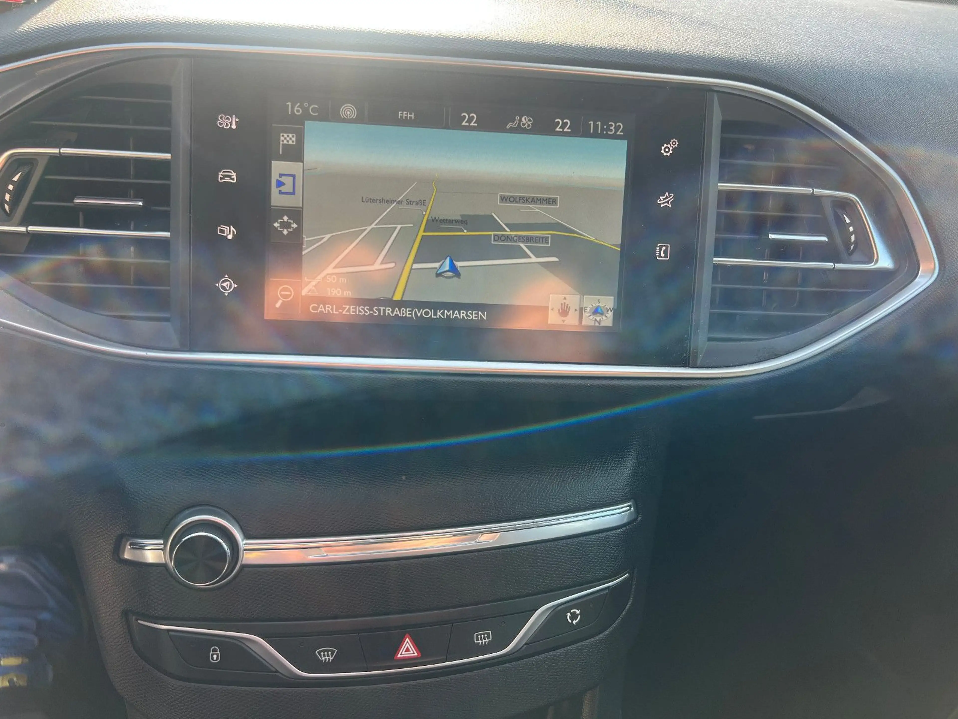 Peugeot 308 Allure Automatik*LED*PDC — photo 11