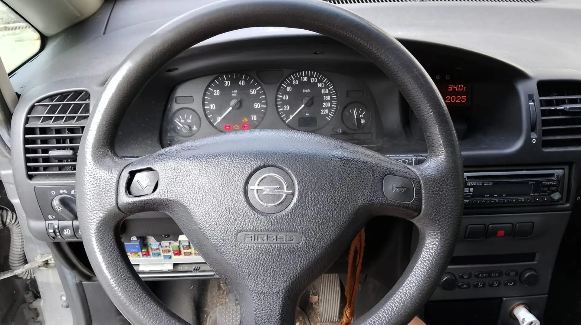 Opel Zafira Zafira 1.6i 16v Comfort FL - 2