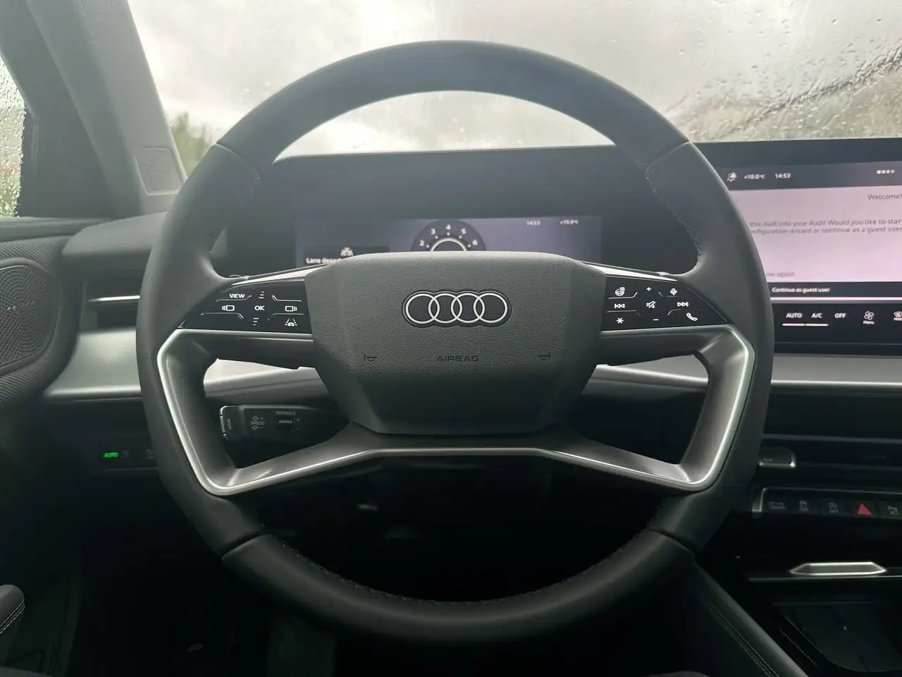 Audi Q3 снимка Audi Q3