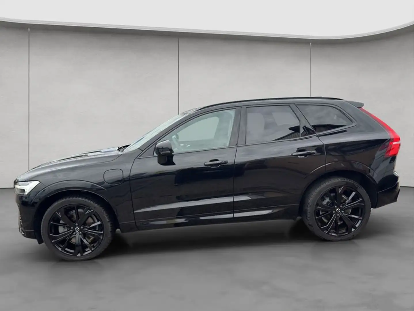 Volvo XC60 XC60 T6 AWD Recharge Plus Black-Edition PilotAssis Schwarz - 2
