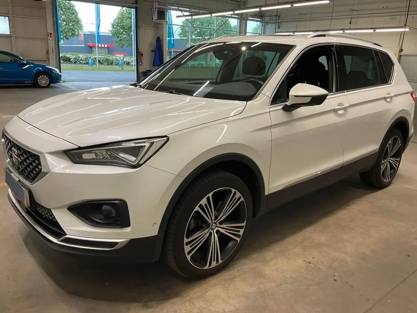 SEAT Tarraco TARRACO XCELLENCE 4D PANO AHK ACC STANDHZ BEATS Weiß - 1