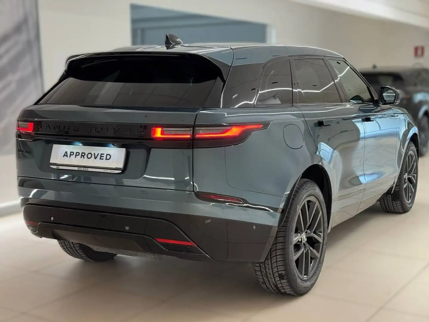 Land Rover Range Rover Velar LAND ROVER 2.0D I4 204 CV Dynamic SE Verde - 2