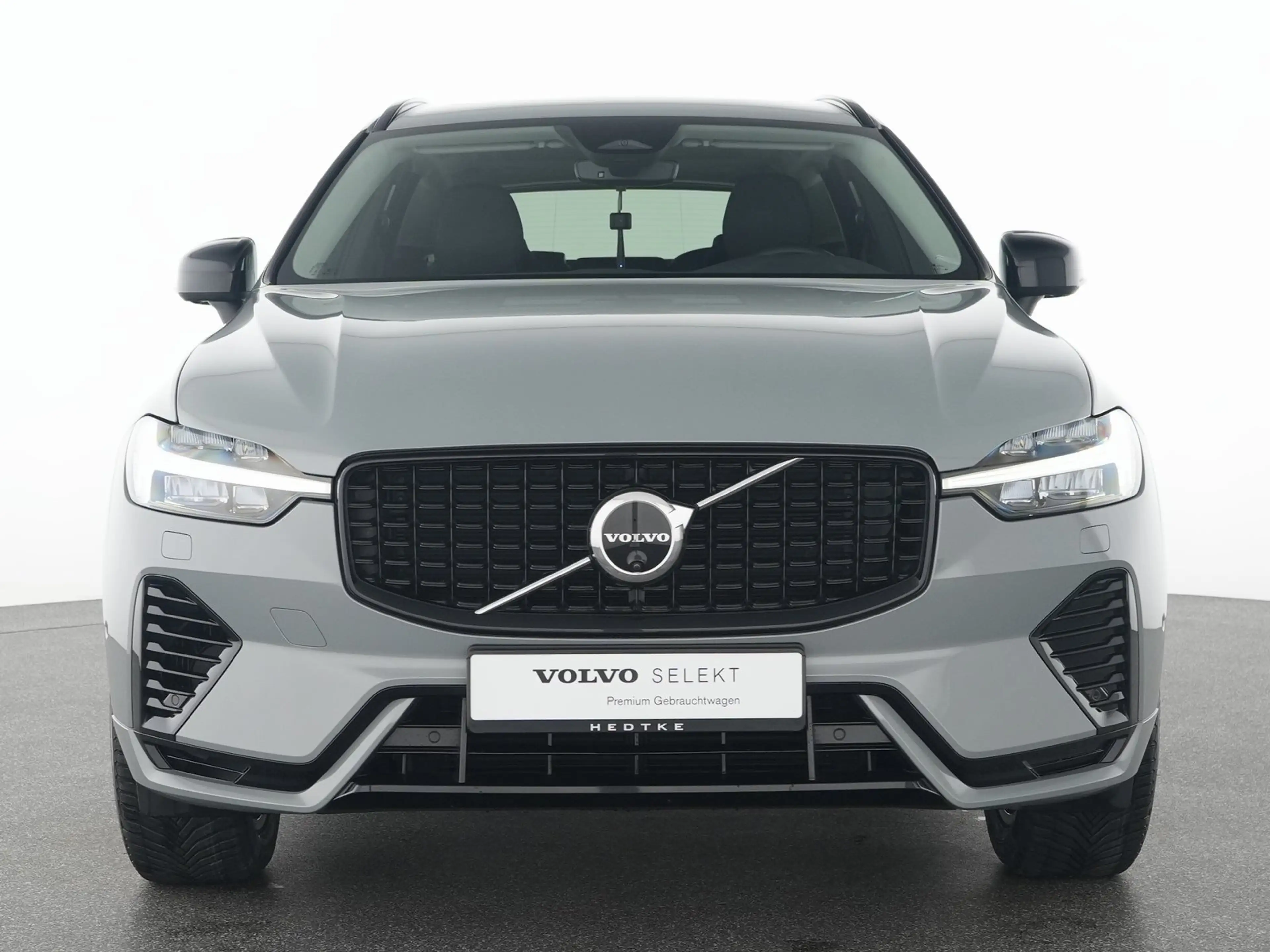 Volvo XC60 T8 AWD Plus Dark ACC*H&K-SOUND*360°KAMERA — photo 15