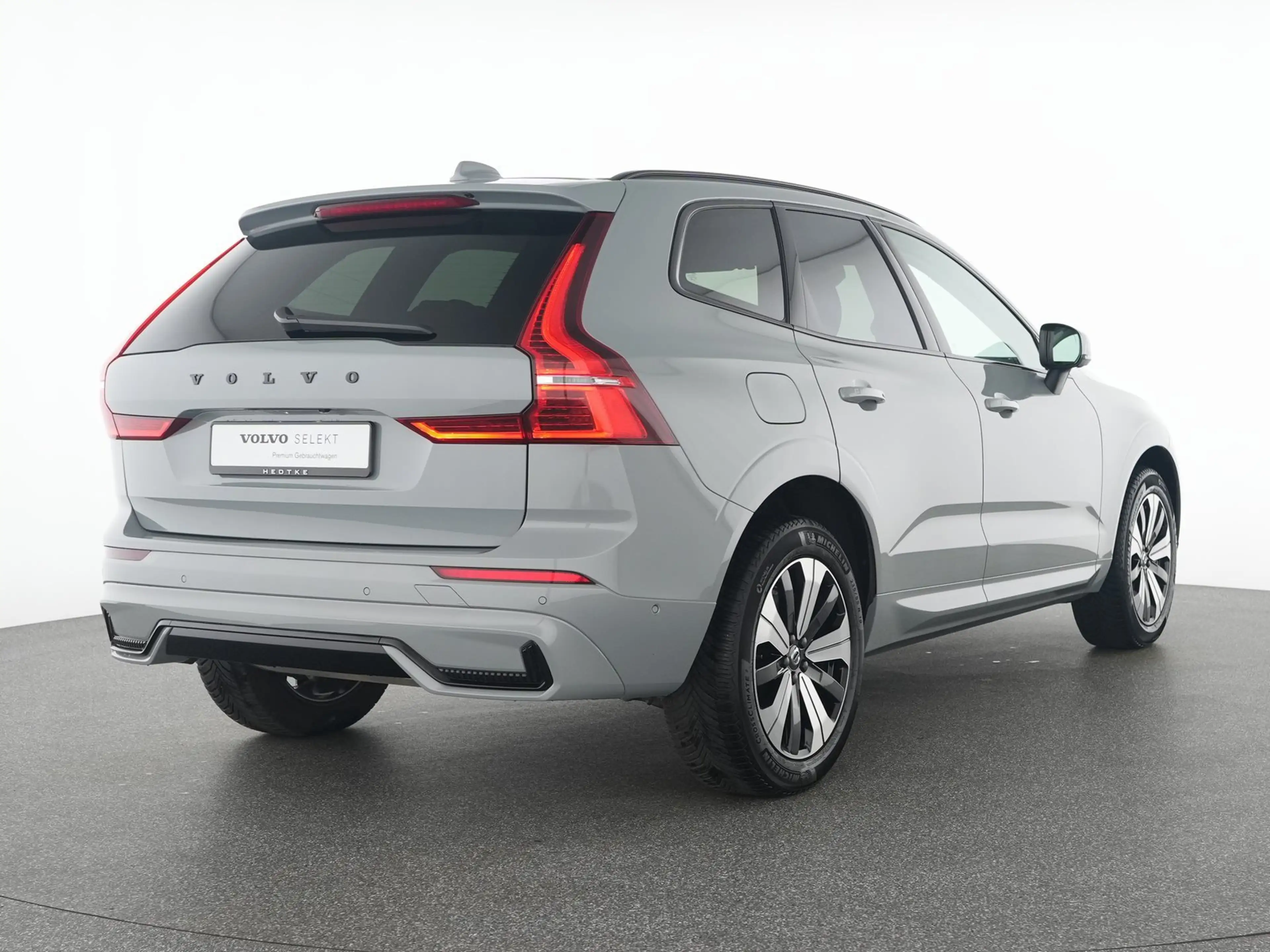 Volvo XC60 T8 AWD Plus Dark ACC*H&K-SOUND*360°KAMERA — photo 2