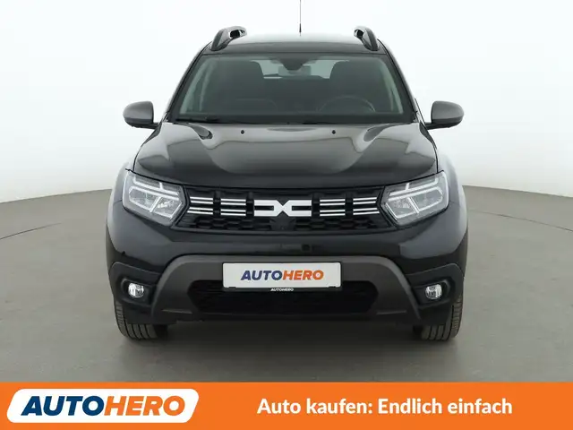 Dacia Duster view 9
