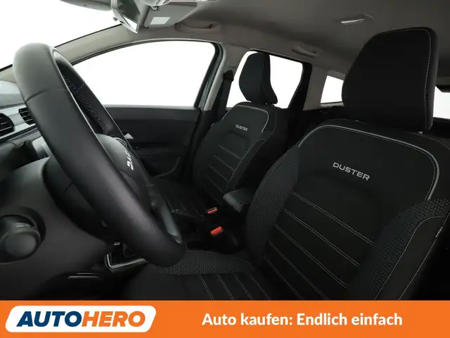 Dacia Duster view 10