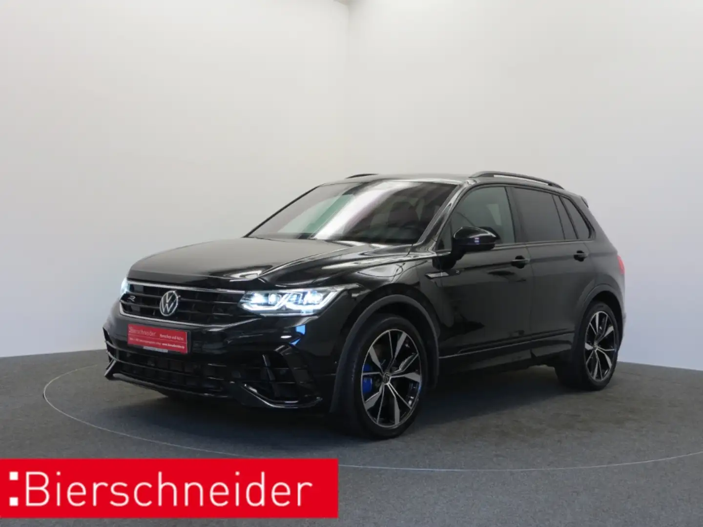 Volkswagen Tiguan 2.0 TSI DSG 4Mo. R BLACK STYLE IQ.LIGHT 20 NAVI HE Schwarz - 1