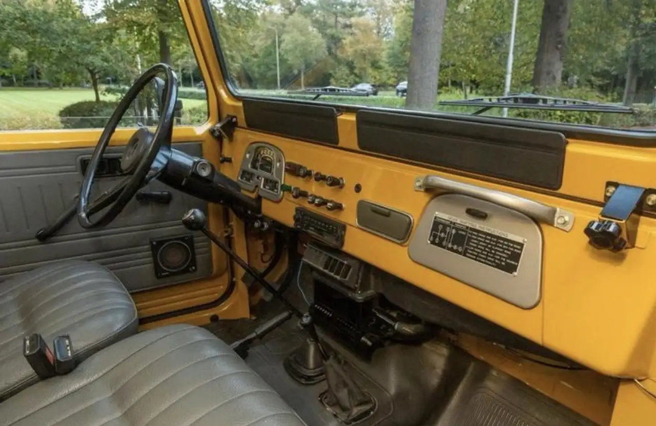 Toyota FJ40 Hardtop 6 Cil 4.2, foto 10