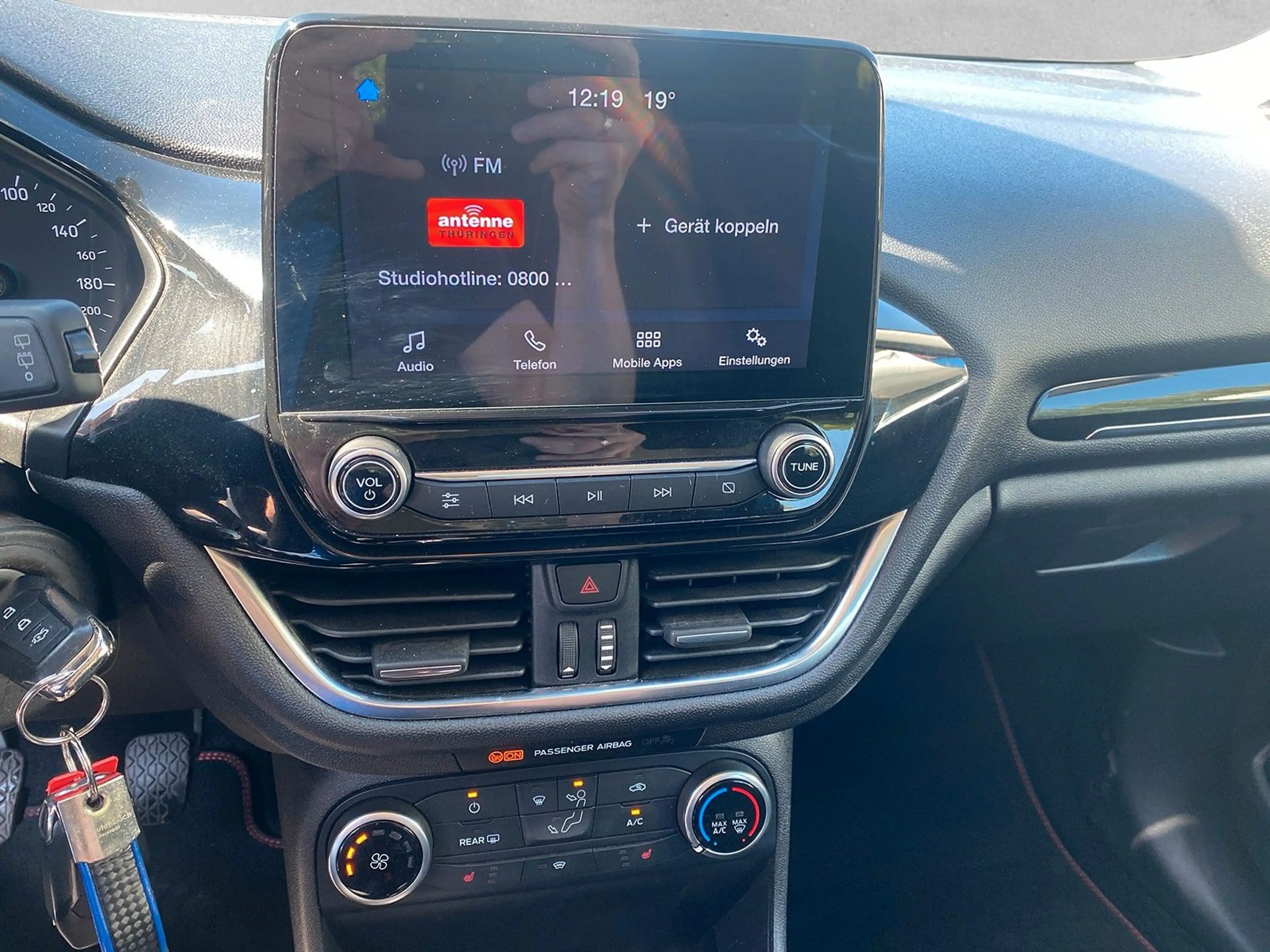 Ford Fiesta Cool & Connect 5-türig — photo 12