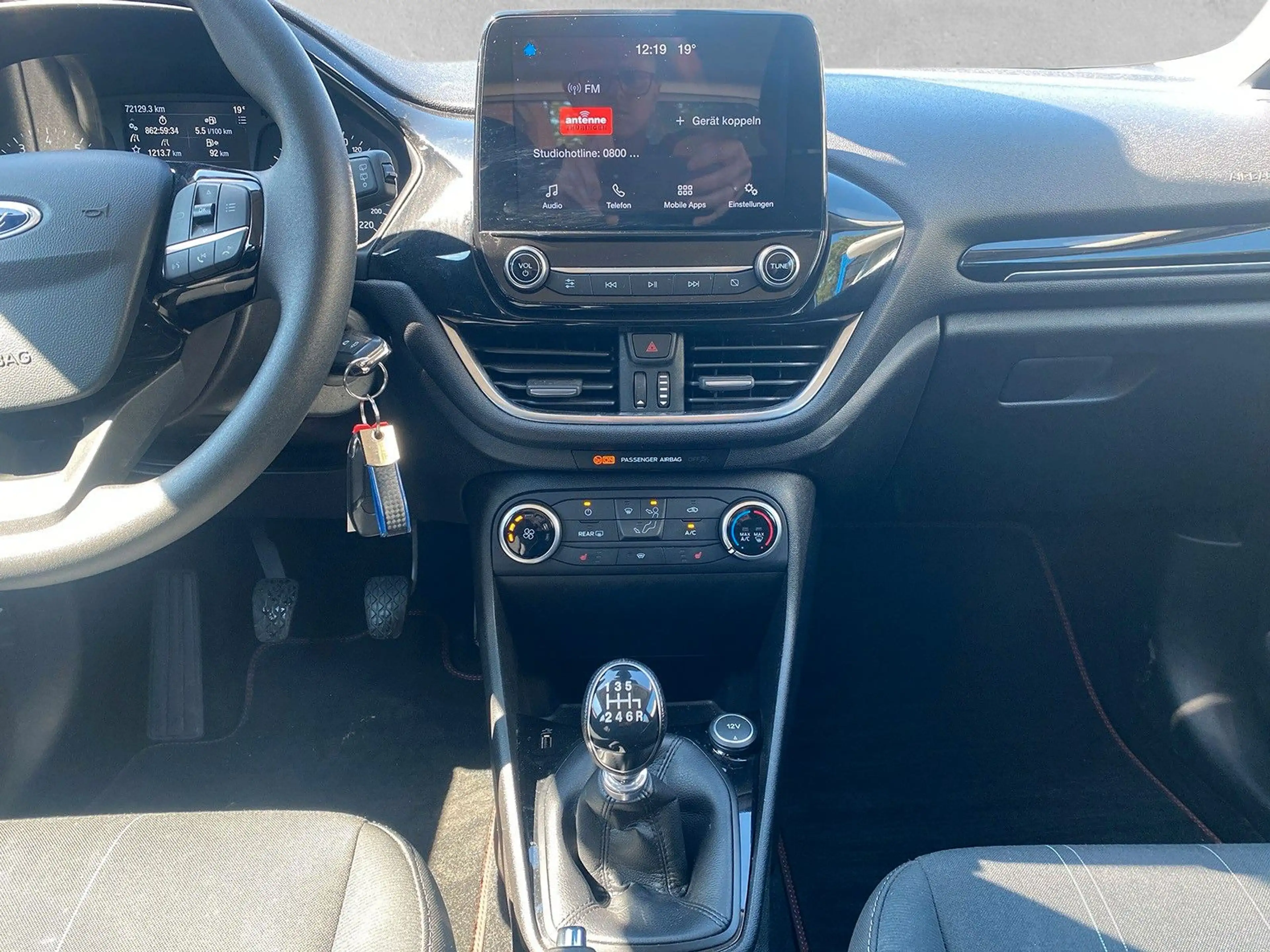 Ford Fiesta Cool & Connect 5-türig — photo 13