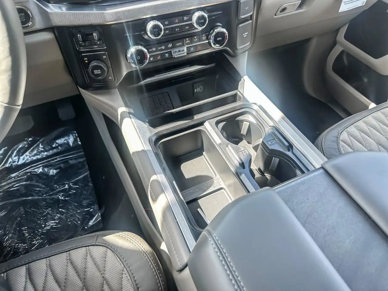 Ford F 350 photo Ford F 350