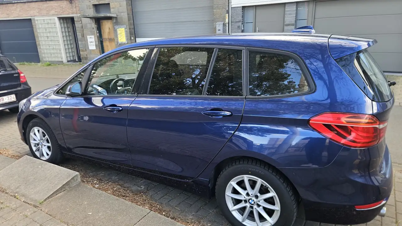 BMW 216