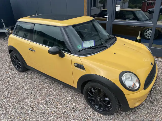 MINI One Mellow Yello Schiebedach Klima