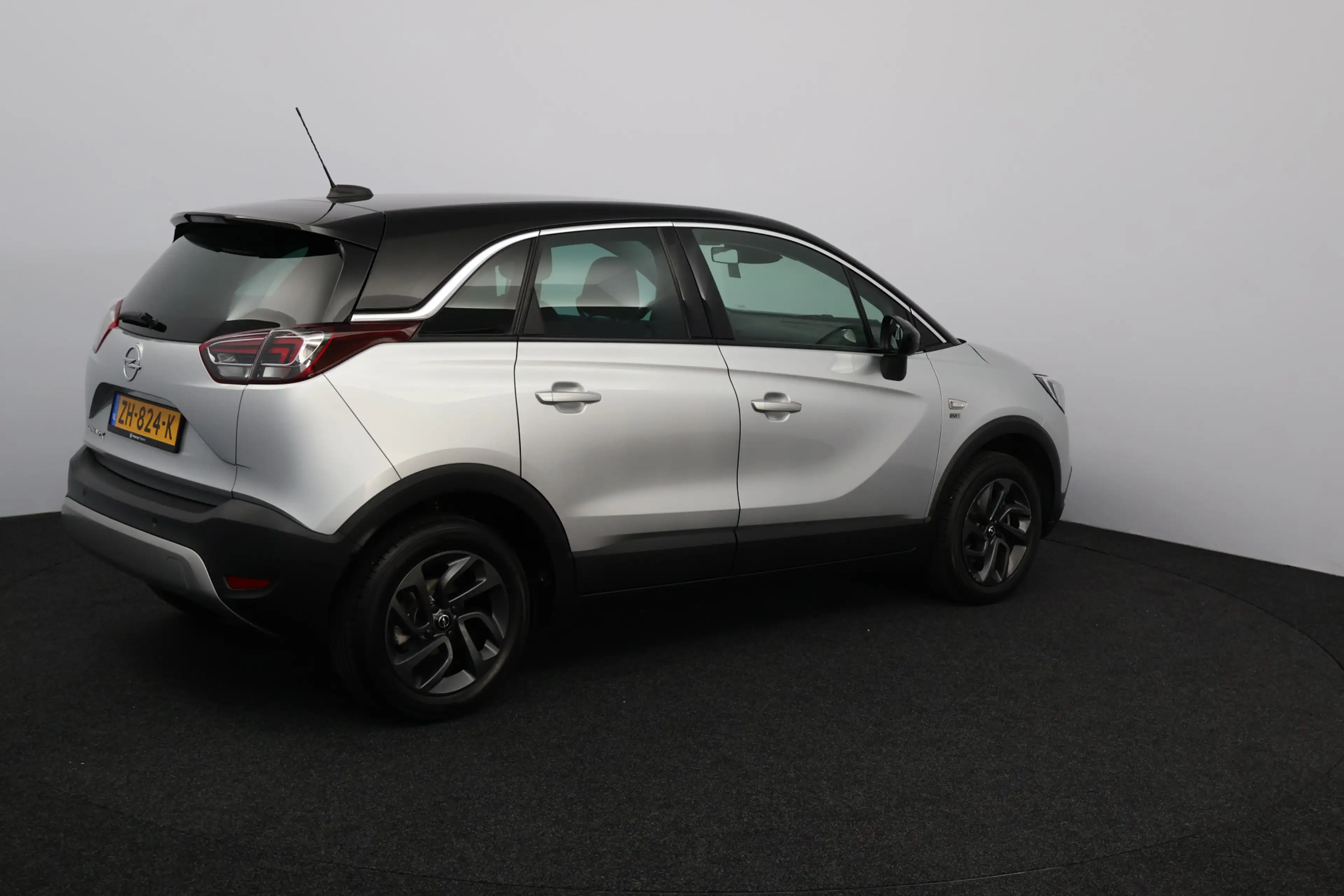 Opel Crossland X 1.2 Turbo 120 Jaar Edition /AUTOMAAT! /Two Tone! / — photo 12