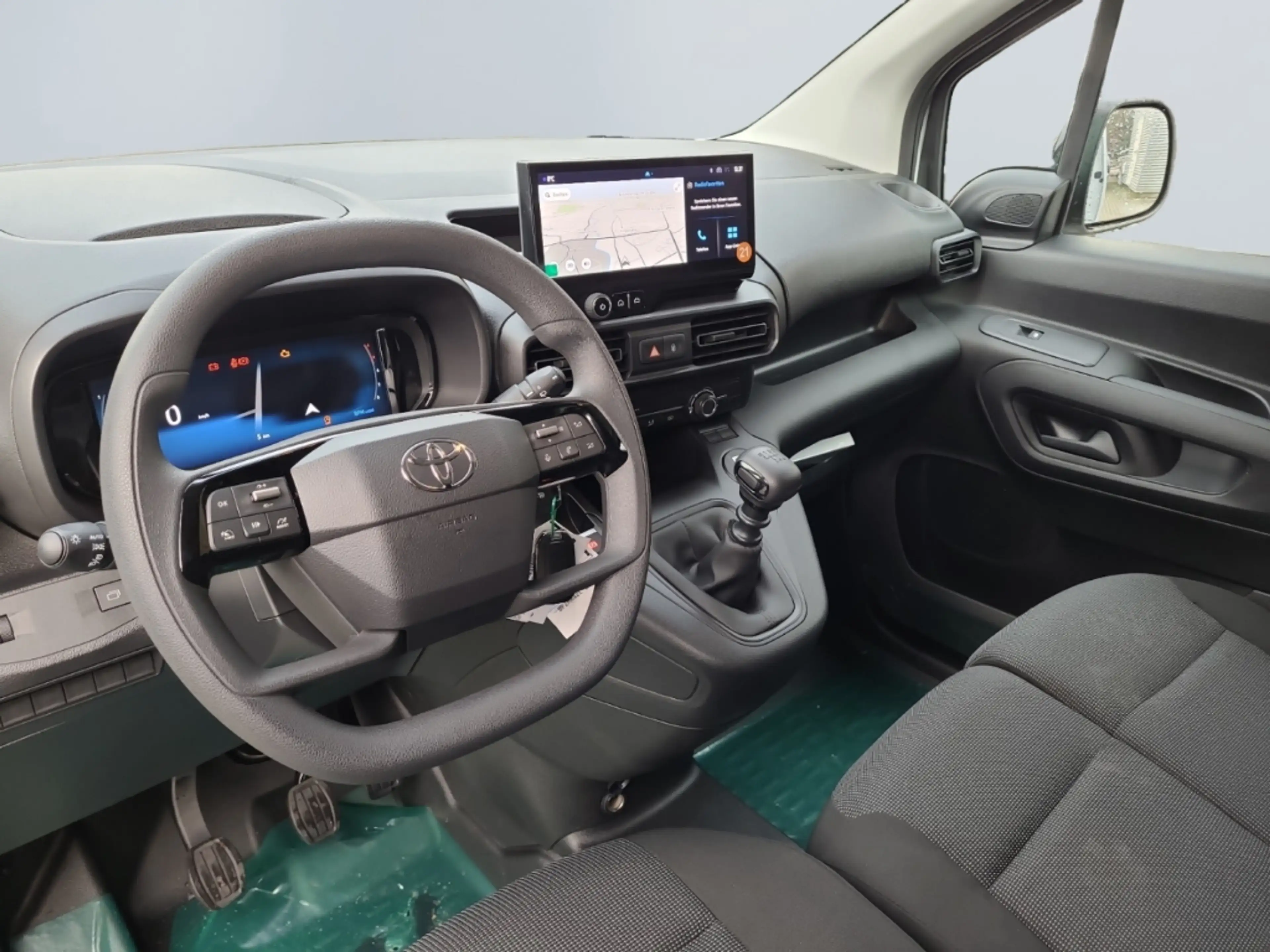 Toyota Proace City 1,5 l D, 102 PS 6MT 4 Türen, 3 Sitze L — photo 12
