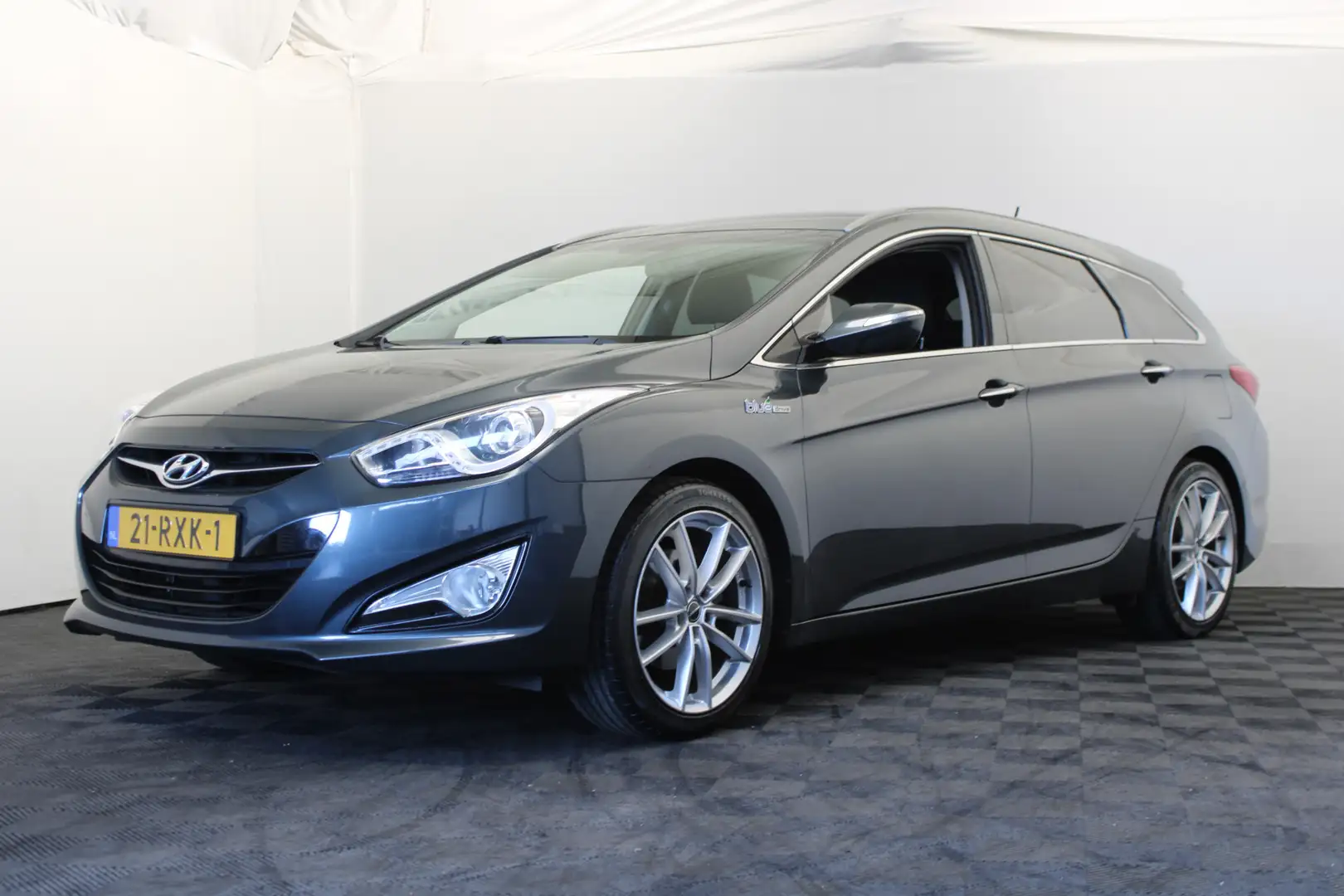 Hyundai i40 Wagon 1.6 GDI Blue Business Edition |Navi|Camera| Grijs - 1