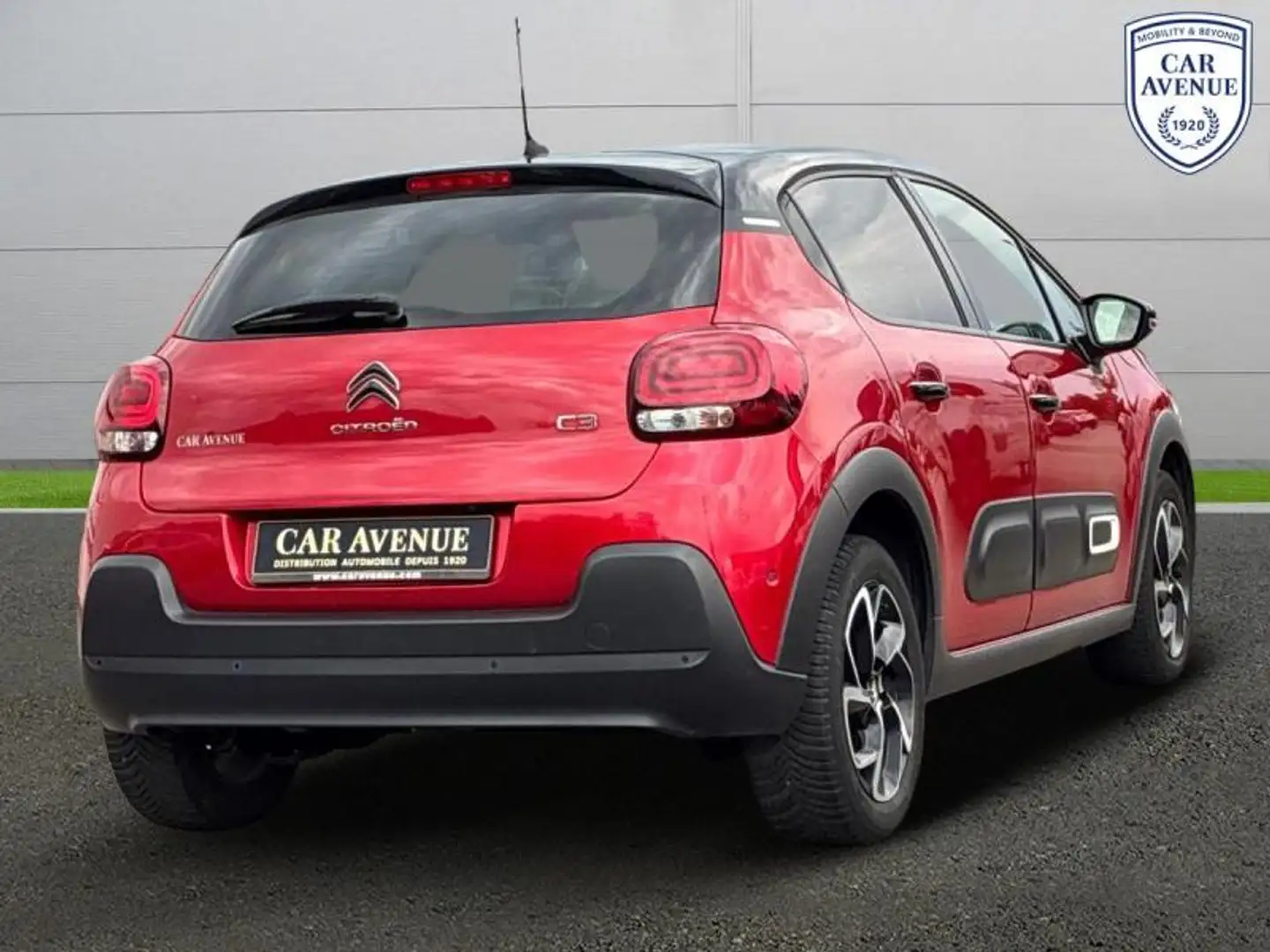 Citroen C3 1.2 PureTech 110ch S\u0026S Shine EAT6 Rouge - 2