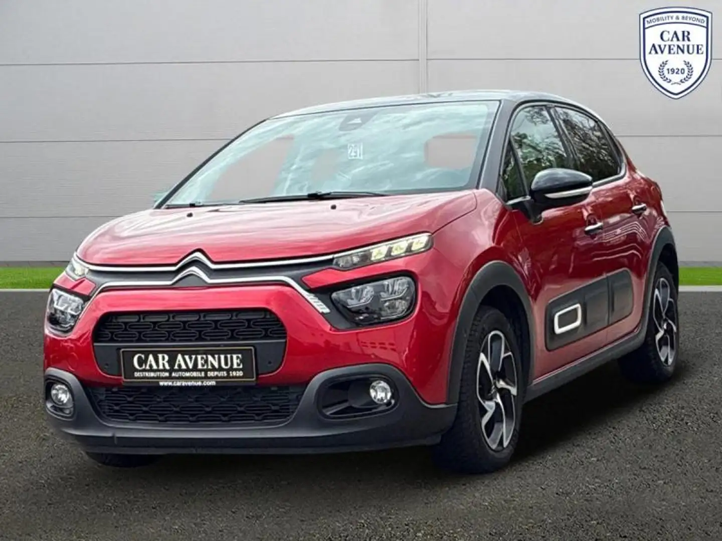 Citroen C3 1.2 PureTech 110ch S\u0026S Shine EAT6 Rouge - 1
