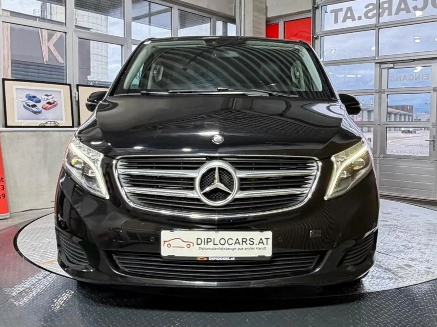 Mercedes-Benz V 250 V250d AVANTGARDE extralang Jahresvignette 2026 Schwarz - 2