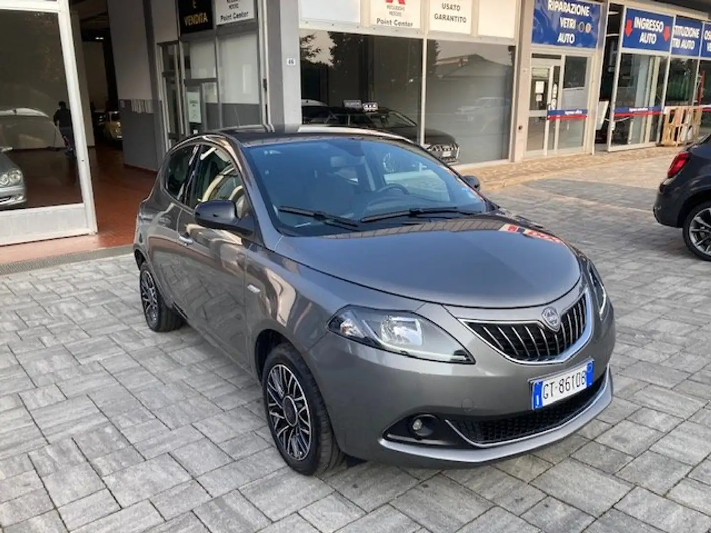 Lancia Ypsilon Ypsilon 1.0 firefly hybrid Platino s Grigio - 2