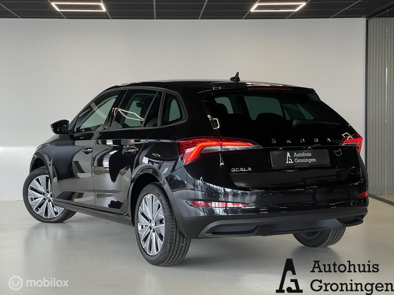 Skoda Scala 1.0 TSI Tour — photo 3
