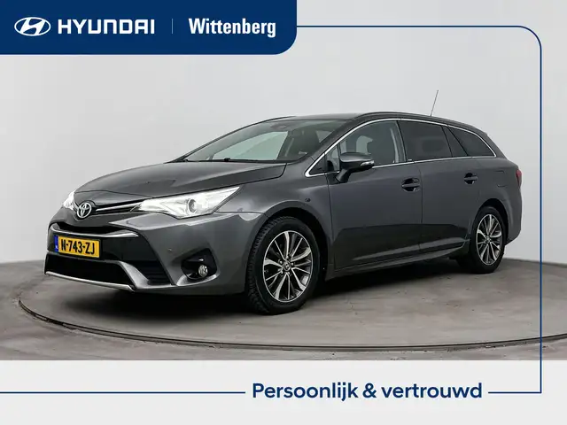 Toyota Avensis Touring Sports 1.8 VVT-i Executive | ALL Season ba