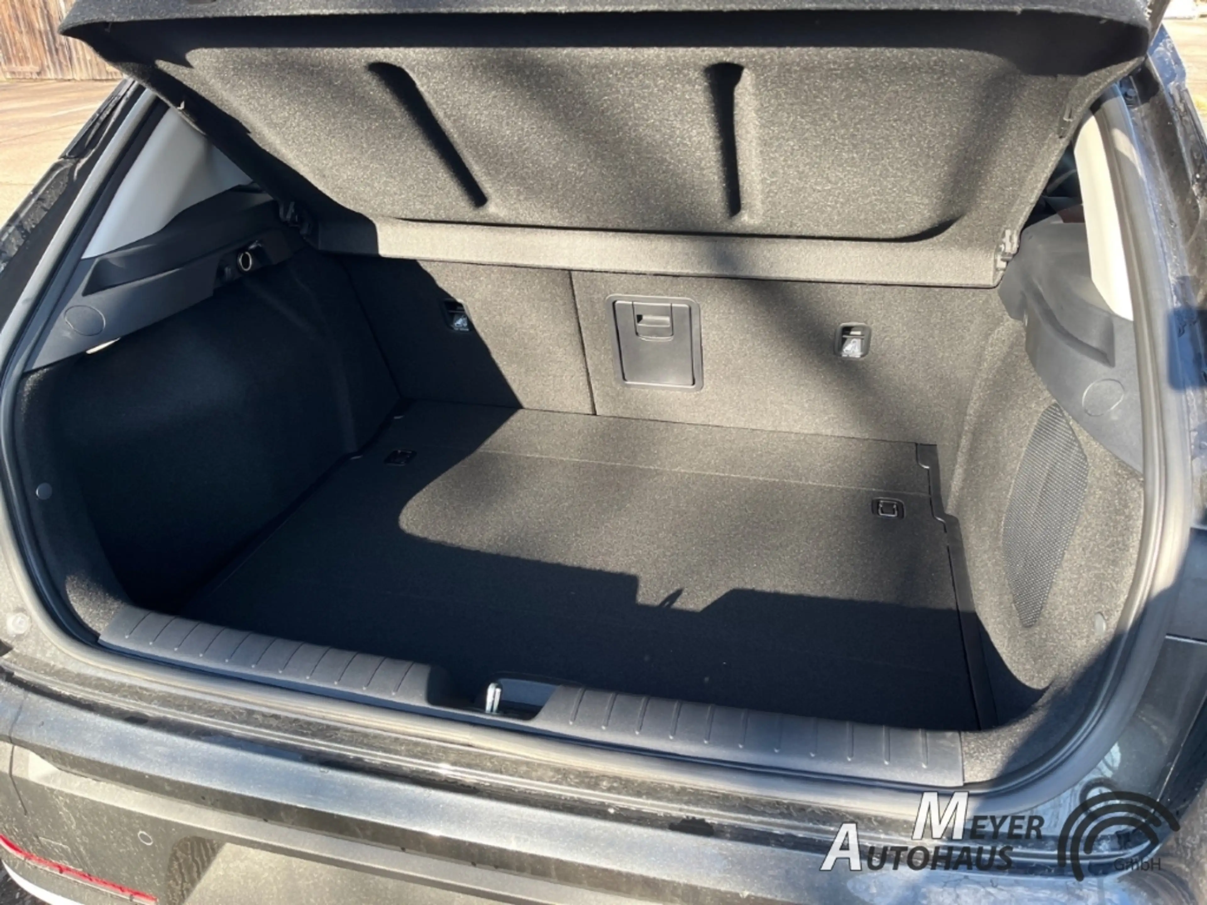 Kia K4 1.6 T-GDI 150 PS DCT7 Spirit +DriveWise-Park+Sound — photo 12