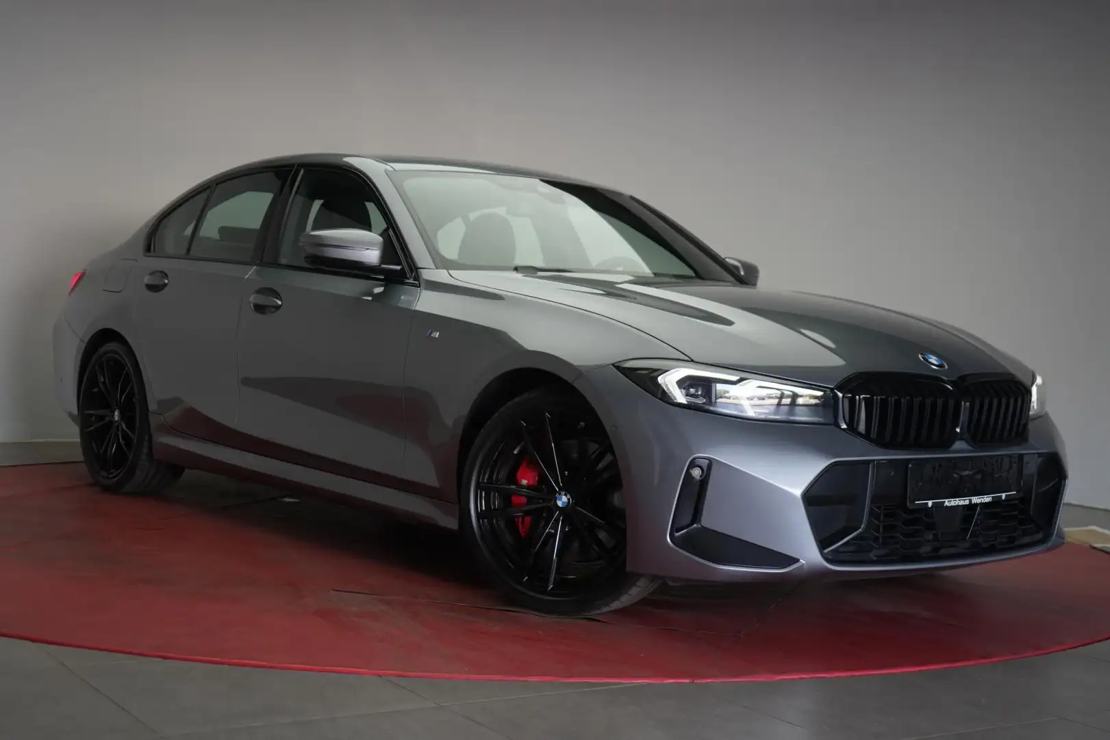 BMW 330 i M Sport Navi/ACC/Kamera/Wide/H&K/Lane siva - 1