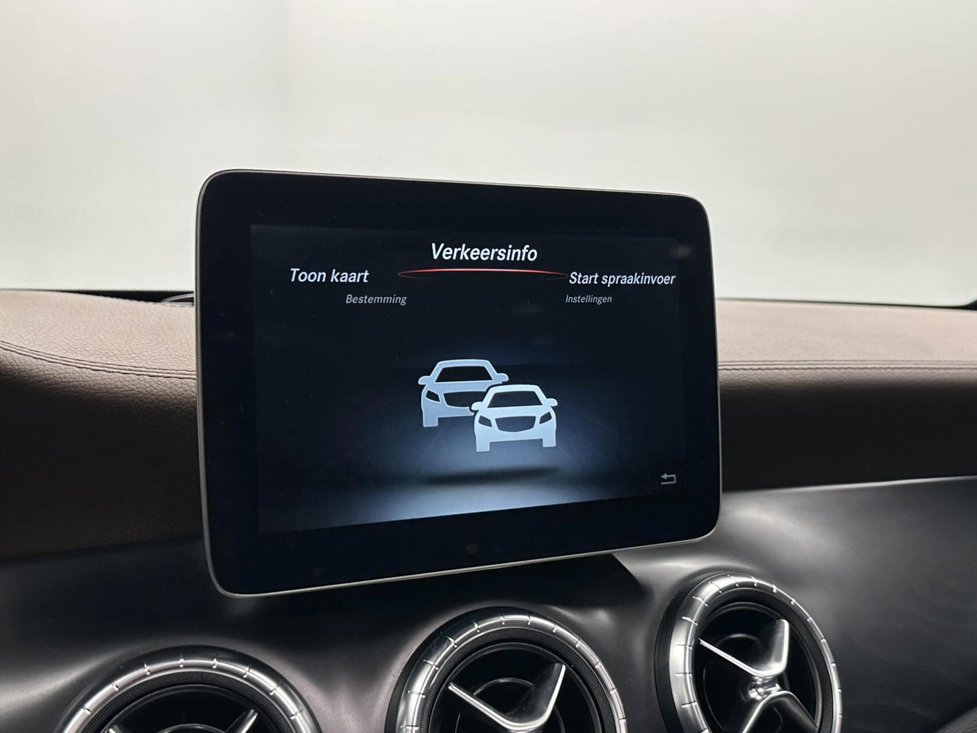 Mercedes-Benz CLA 200 Prestige TREKHAAK LEER PANO NAVI CAMERA. — photo 43