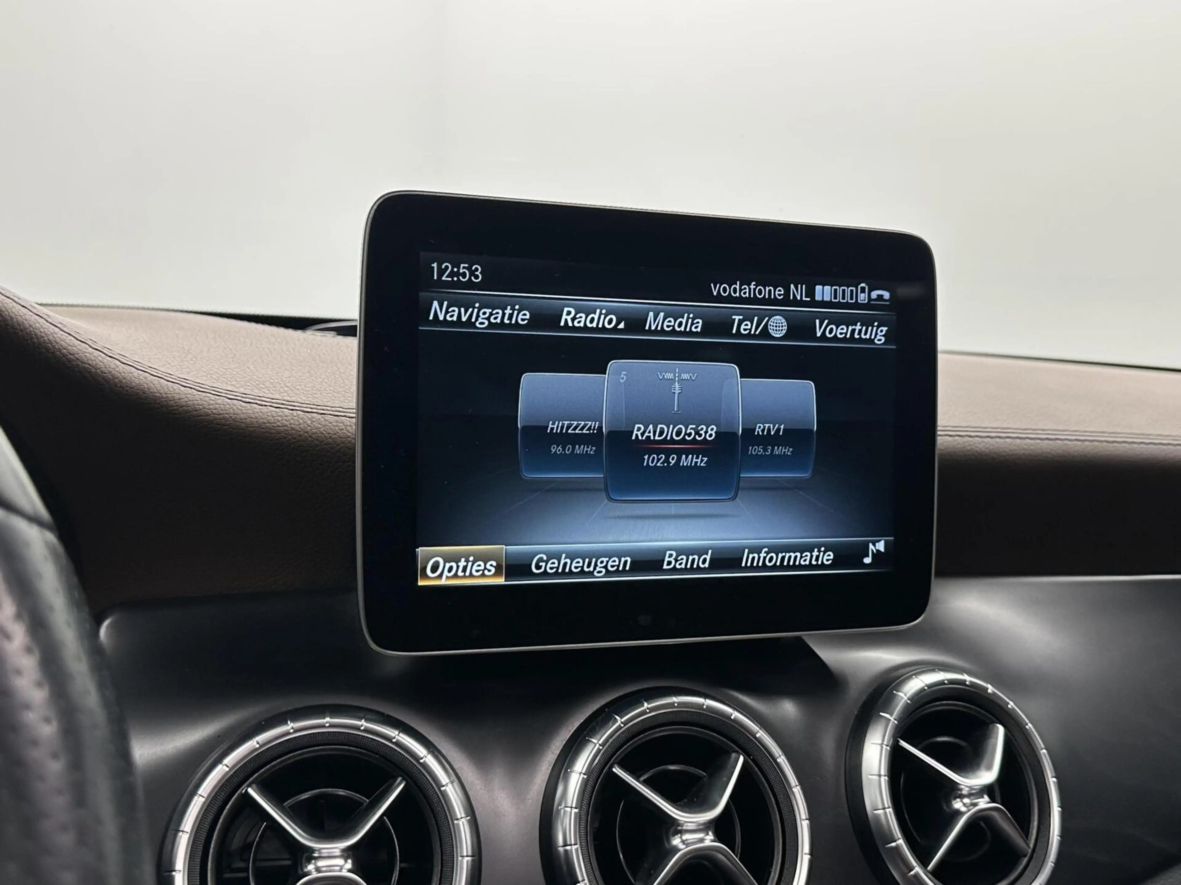 Mercedes-Benz CLA 200 Prestige TREKHAAK LEER PANO NAVI CAMERA. — photo 49