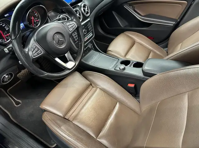 Mercedes-Benz Cla view 16